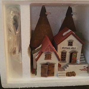 Dept 56 Holiday - Dept 56 Dickens Village Bishop Oast house Dept 56 Holiday - Dept 56 Dickens Village Bishop Oast house